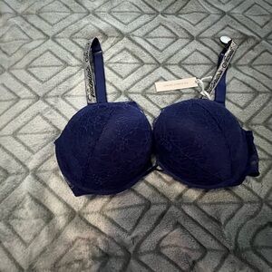 Navy blue Victoria secrets, bombshell bra